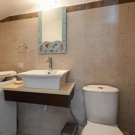 Honeydew Home, Vourvourou #feelslikehome Diaporos